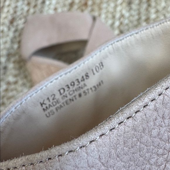 Cole Haan 10B Cross Strap Nude Gold Cork Wedge Heels - Picture 6 of 6